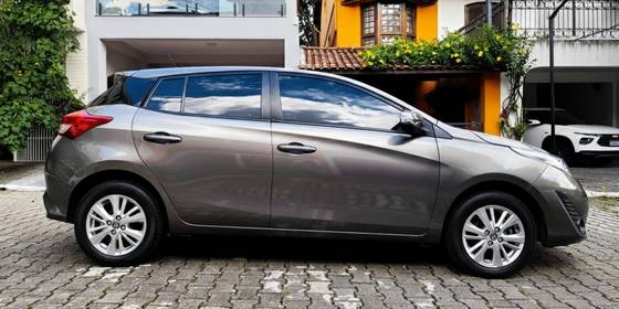 TOYOTA YARIS 1.3 16V FLEX XL MANUAL